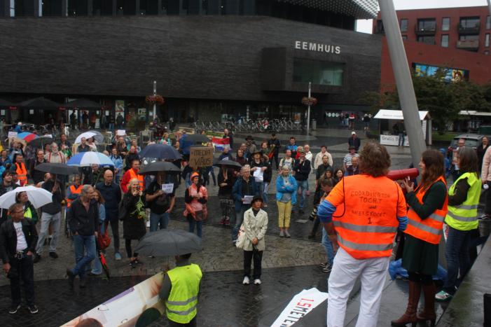 Demonstratie tegen spoedwet en anderhalve meter samenleving