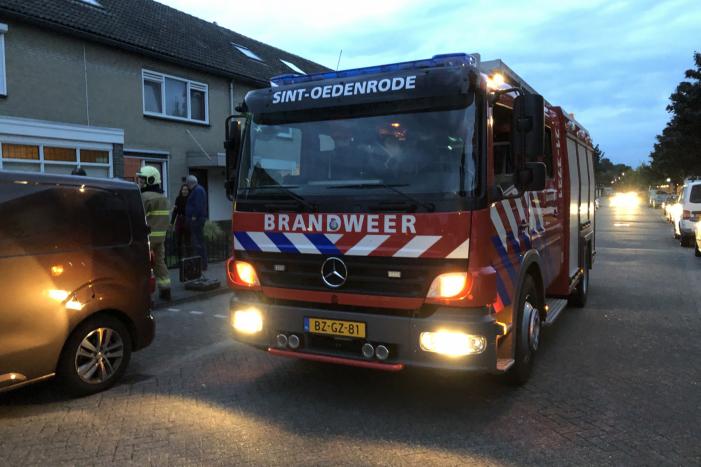 Kruipruimte vol met water door gebroken leiding