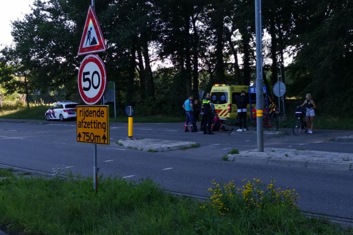 Fietsster gaat onderuit en raakt gewond