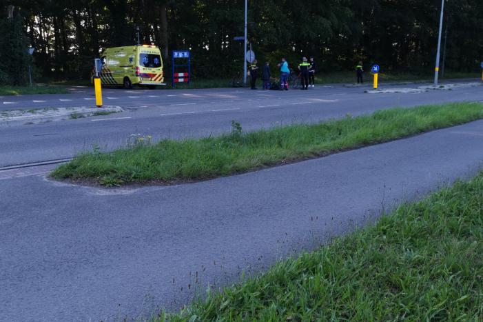 Fietsster gaat onderuit en raakt gewond