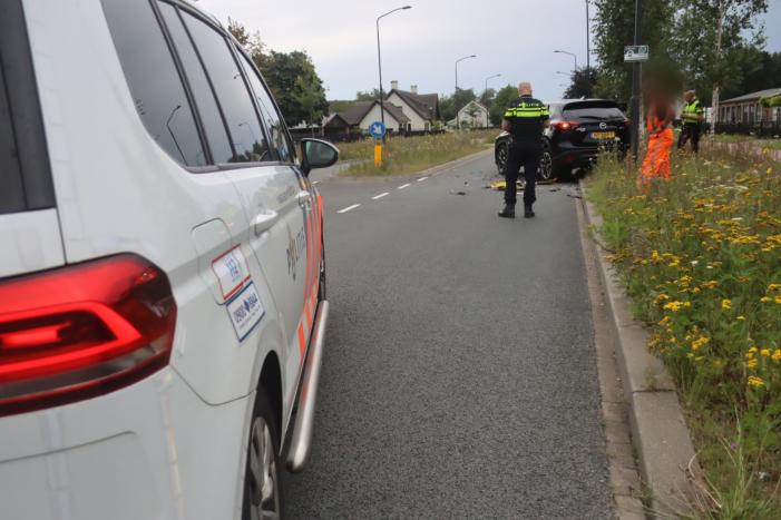 Bergings vrachtwagen ramt personenwagen