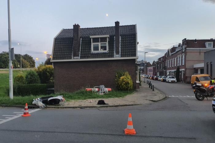 Scooterrijder gewond bij verkeersongeval