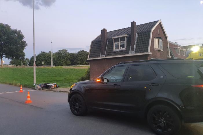 Scooterrijder gewond bij verkeersongeval