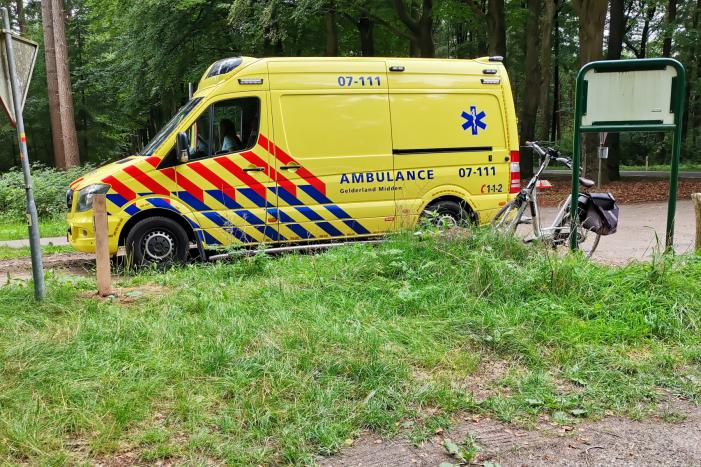 Fietsster gaat onderuit en raakt ernstig gewond