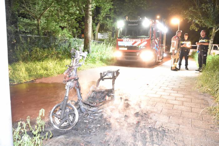 Felyx snorscooter verwoest door brand