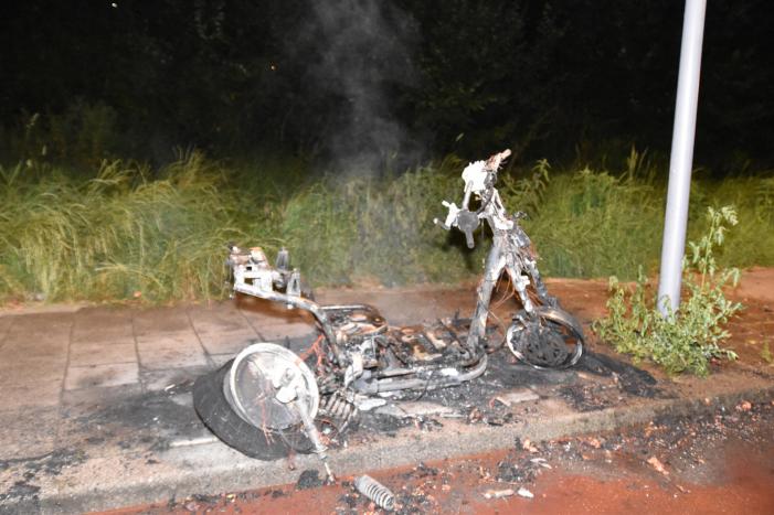 Felyx snorscooter verwoest door brand