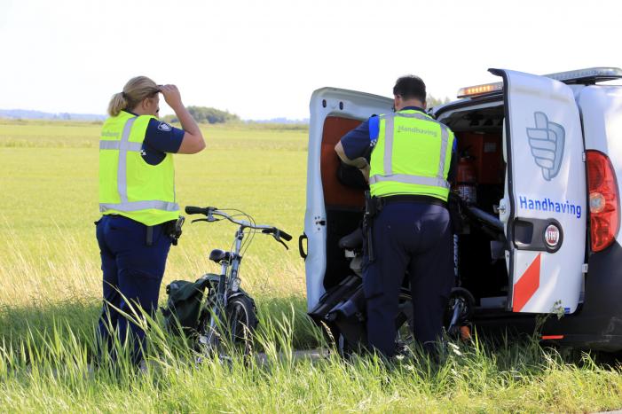 Traumahelikopter ingezet voor gevallen fietsster