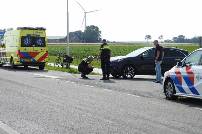 Fietser gewond na botsing met auto