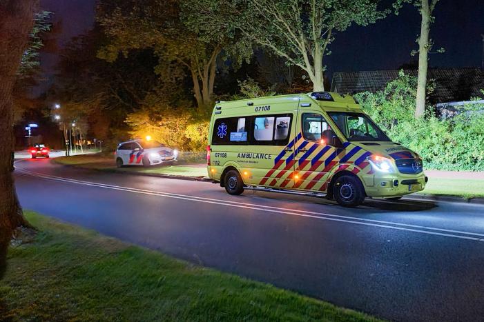 Man gewond aan hoofd na val met fiets