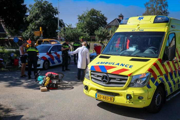 Fietser gewond bij aanrijding met auto