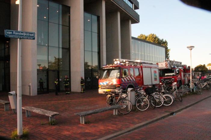 Bewoner dooft in brand gevlogen pan met doek