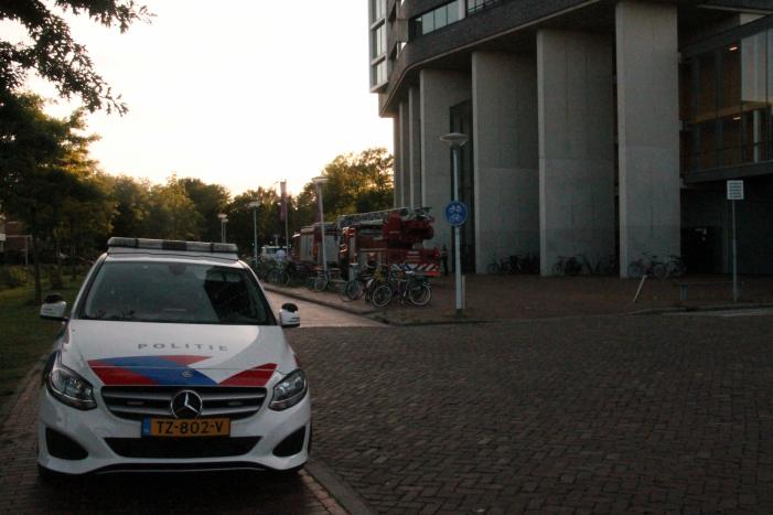 Bewoner dooft in brand gevlogen pan met doek