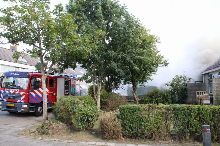 Woning volledig verwoest door uitslaande brand