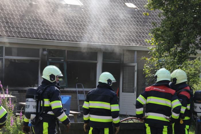Woning volledig verwoest door uitslaande brand