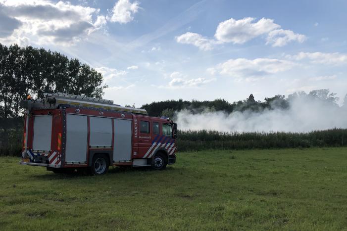 Meerdere weilanden in brand
