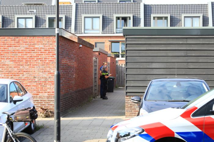 Scooterrijder slaat op de vlucht na verkeersongeval