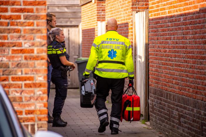 Scooterrijder slaat op de vlucht na verkeersongeval