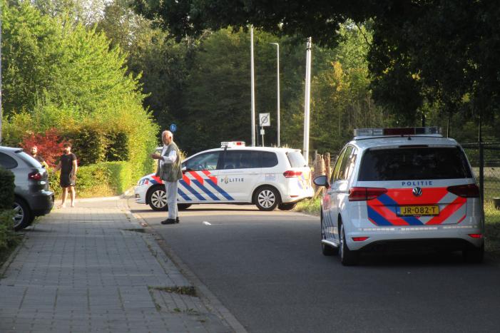 Politie lost waarschuwingsschoten bij ruzie, twee gewonden