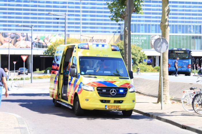 Persoon gewond bij steekpartij