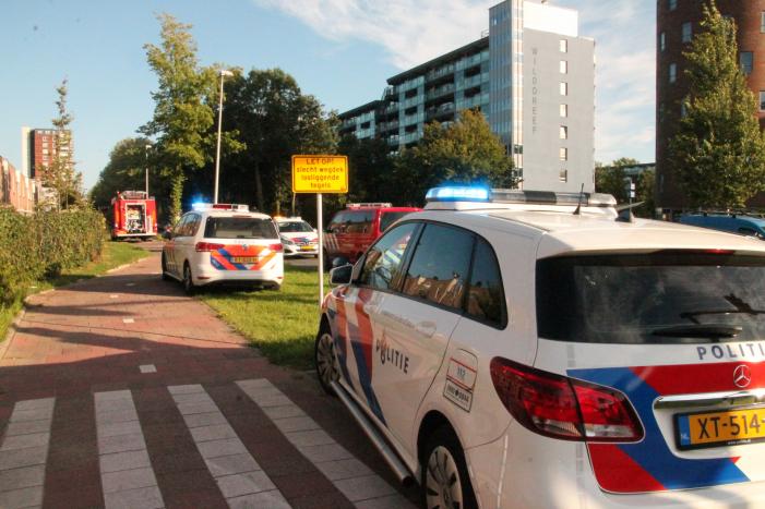 Vrouw gewond bij woningbrand