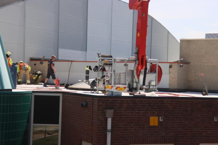 Brand op dak basisschool 't Ven bij werkzaamheden