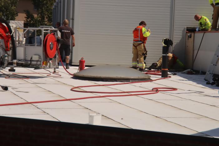 Brand op dak basisschool 't Ven bij werkzaamheden