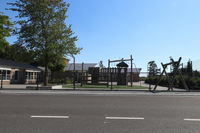 Jongeman beschoten op schoolplein Ds. J. Fraanjeschool De Burcht