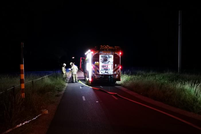 Grote brand in woning met rieten dak