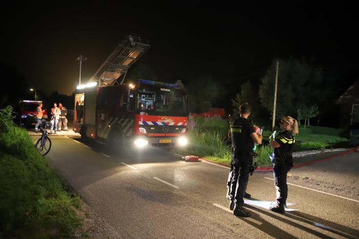 Grote schuurbrand vol met hooi