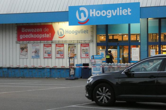 Man gevlucht na gewapende overval supermarkt Hoogvliet