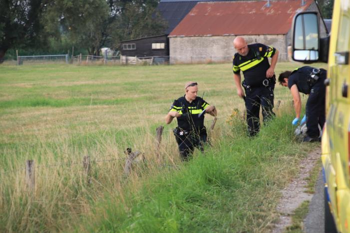 Scooter belandt in greppel