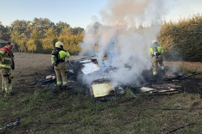 Buurtbewoners slaan alarm na brandlucht