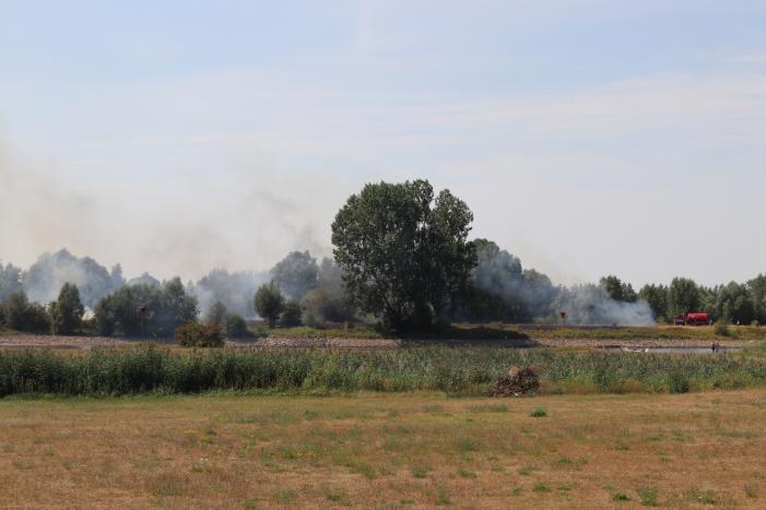 Grote natuurbrand gaat gepaard met veel rook