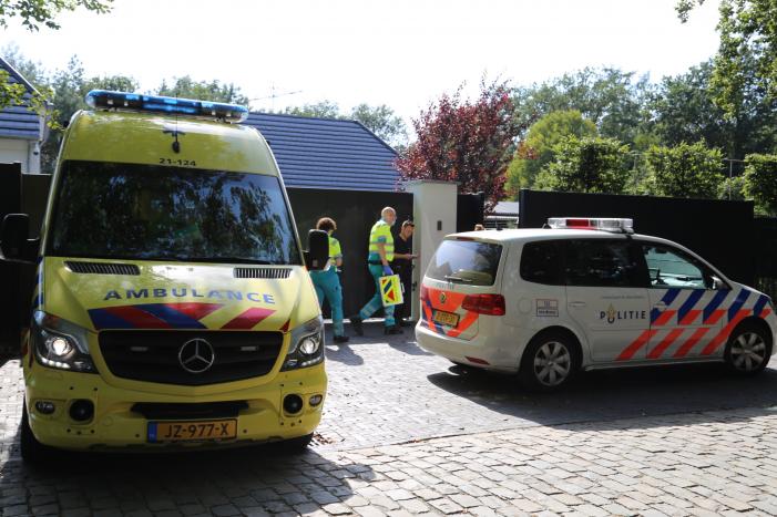 Vier daders slaan op de vlucht na overval woning Nikkie de Jager