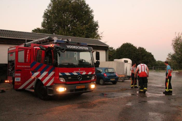 Brandweer redt opnieuw paard uit sloot