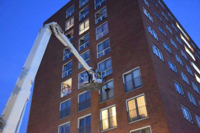 Smeulende sigaret zorgt voor brandweer inzet