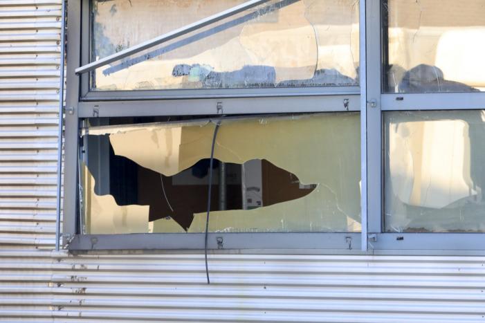 Enorme schade bij brand in vrachtwagens bij PostNL