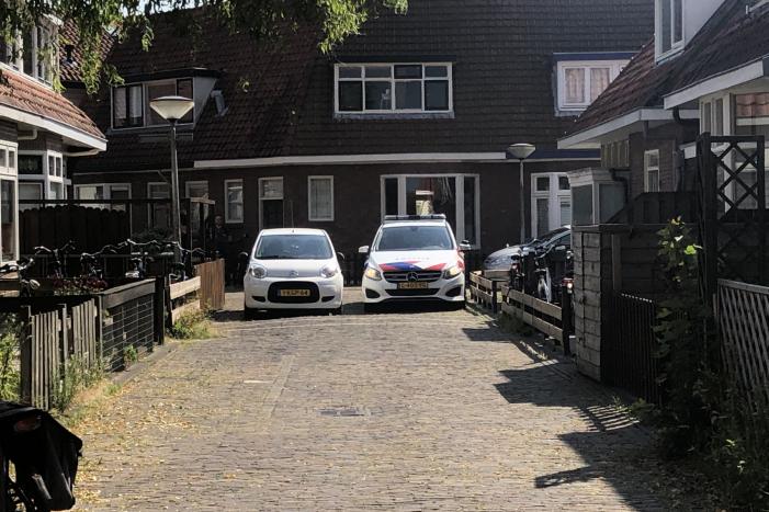 Alerte buurtbewoners reageren op brandalarm