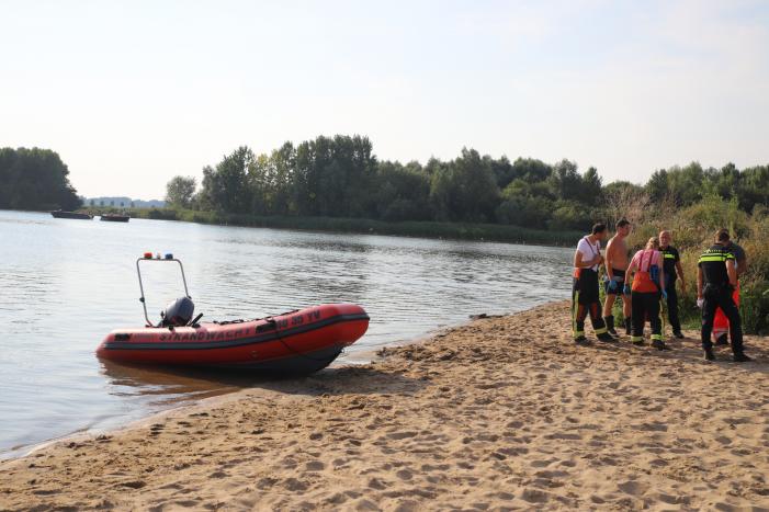 Kind van 7 jaar levenloos uit het water gehaald