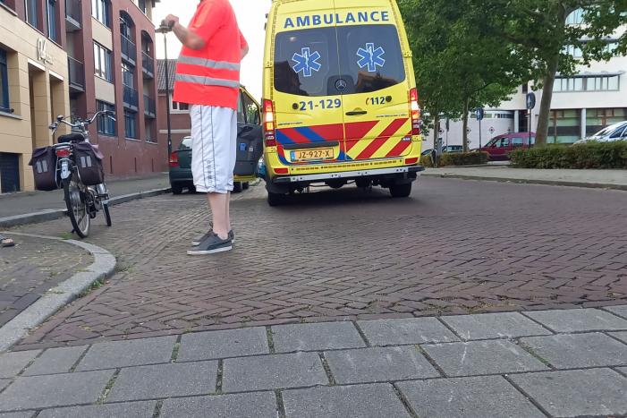 Automobilist slaat op de vlucht na verkeersongeval