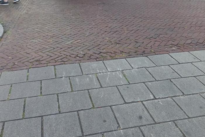 Automobilist slaat op de vlucht na verkeersongeval