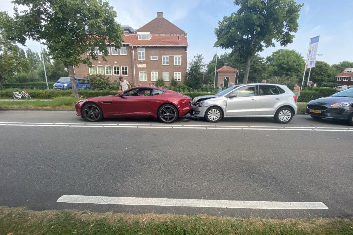 Meerdere voertuigen betrokken bij kop-staartbotsing