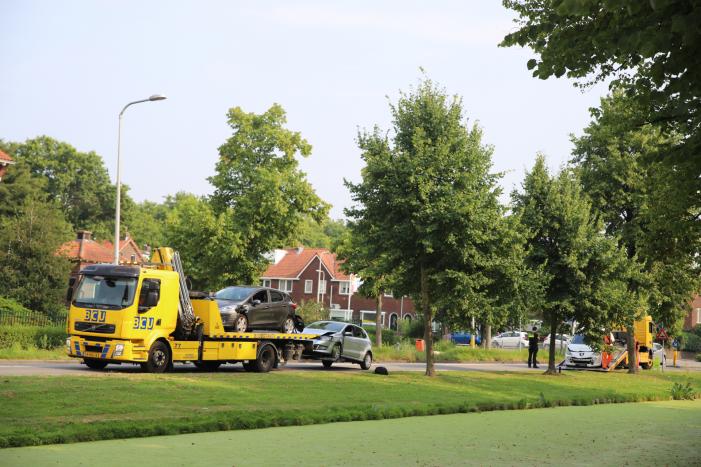 Meerdere voertuigen betrokken bij kop-staartbotsing