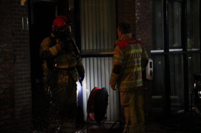 Veel rook bij brand in woning