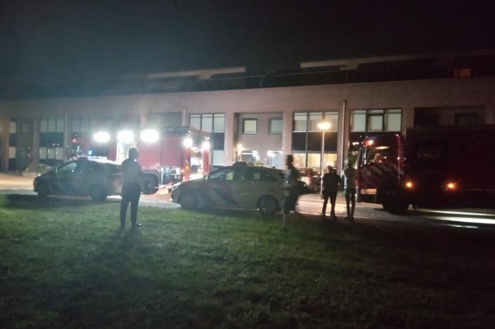 Veel rook bij brand in woning