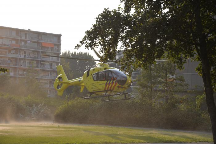 Persoon overleden na brand in flatwoning