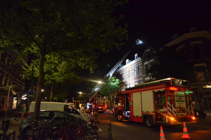 Zoektocht naar persoon op dak