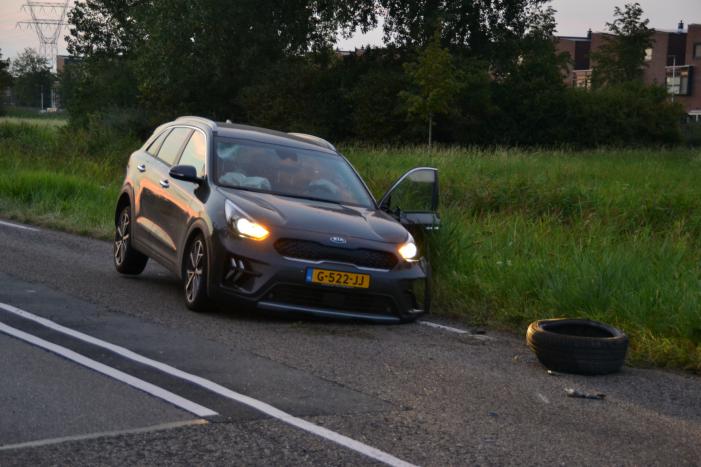 Hond komt met de schrik vrij bij verkeersongeval