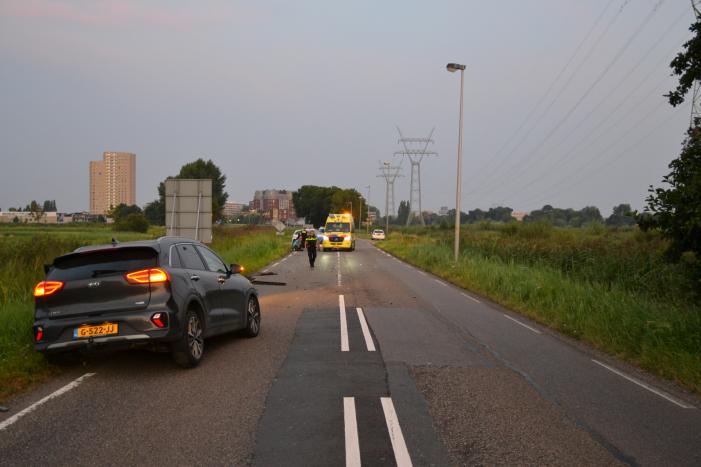 Hond komt met de schrik vrij bij verkeersongeval