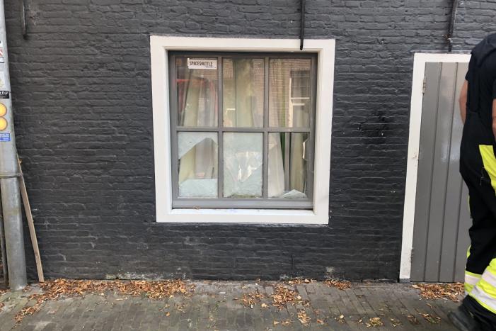 Onderzoek naar benzinelucht in woning